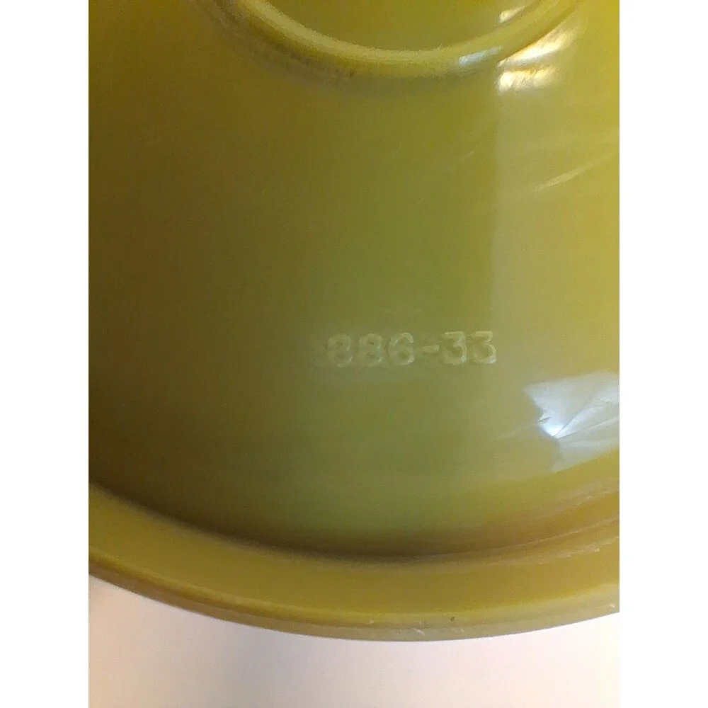 Vintage Tupperware 886-33 Avocado Green 16 oz Bowl Made in USA MCM 1970s Retro